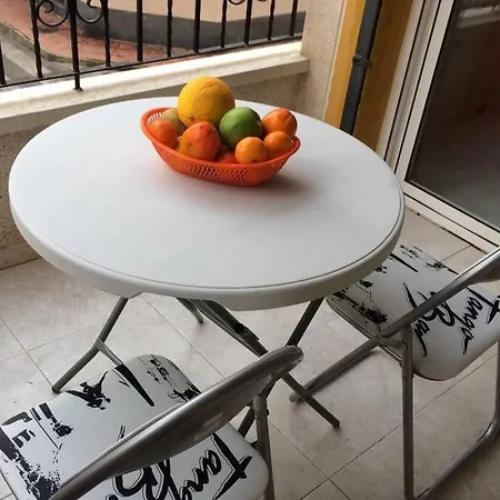 דירה 2 With Free Parking Near The Sea
