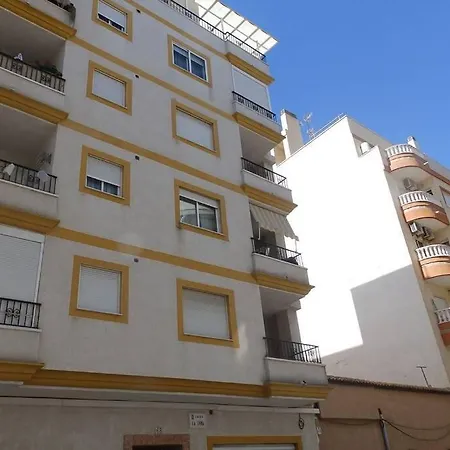דירה 2 With Free Parking Near The Sea *