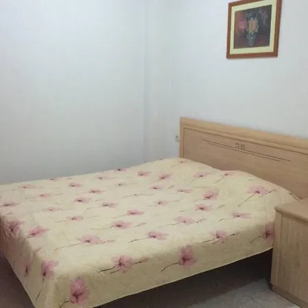 דירה 2 With Free Parking Near The Sea
