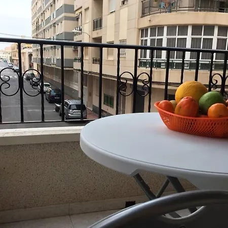 דירה 2 With Free Parking Near The Sea *